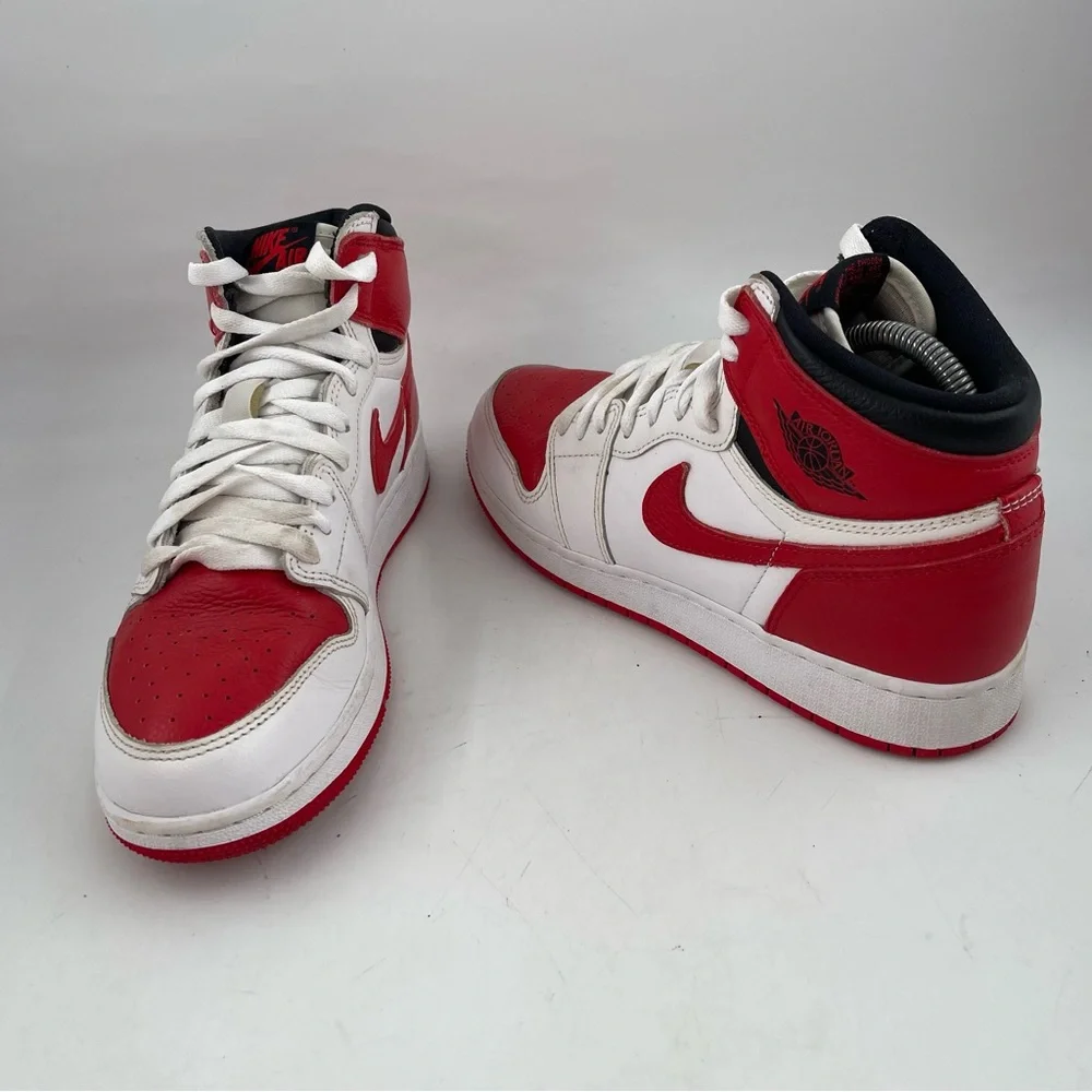 👞 Nike Air Jordan 1 Retro High OG Heritage-SZ 6.5-Red White 575441-161 Sneakers